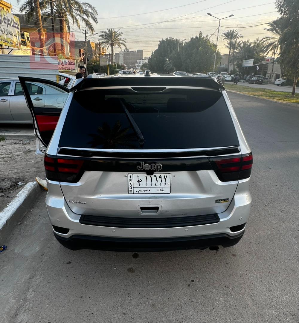 جیپ گراند شیرۆکی